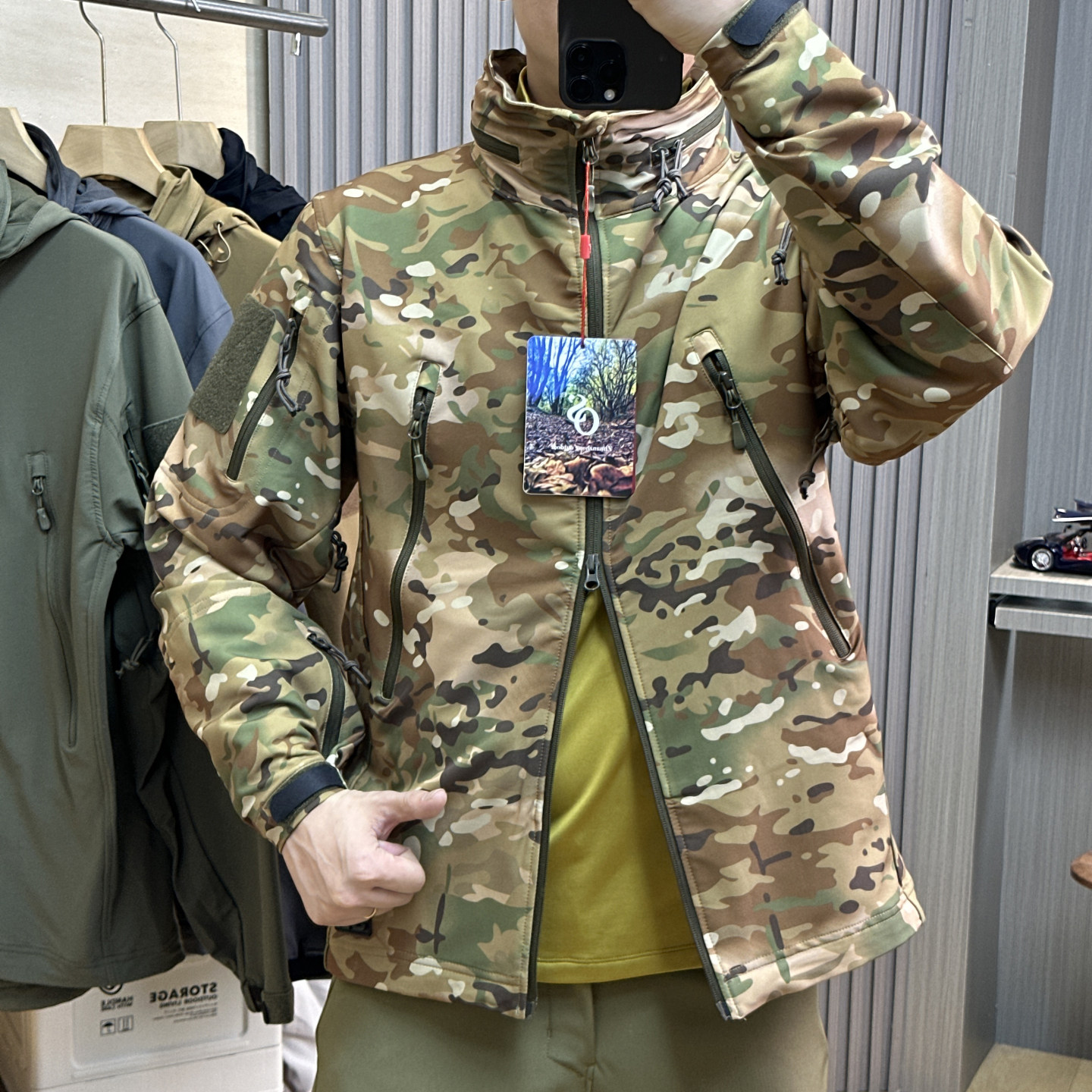 高订！可收纳帽情侣秋冬户外防泼水软壳冲锋衣战术连帽多袋夹克衫,男装,夹克,淘宝优惠券,粉丝福利购,淘宝优惠卷