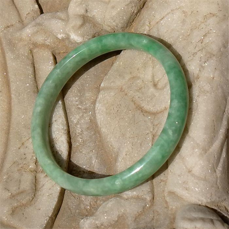 春=露8886天然玉石a货缅甸老坑正阳绿翡翠玉手镯子正圈带证书53