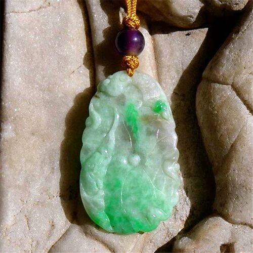 天然A货缅甸老坑翡翠吊坠挂件