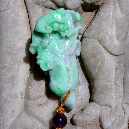 天然A货缅甸老坑翡翠大吊坠挂件