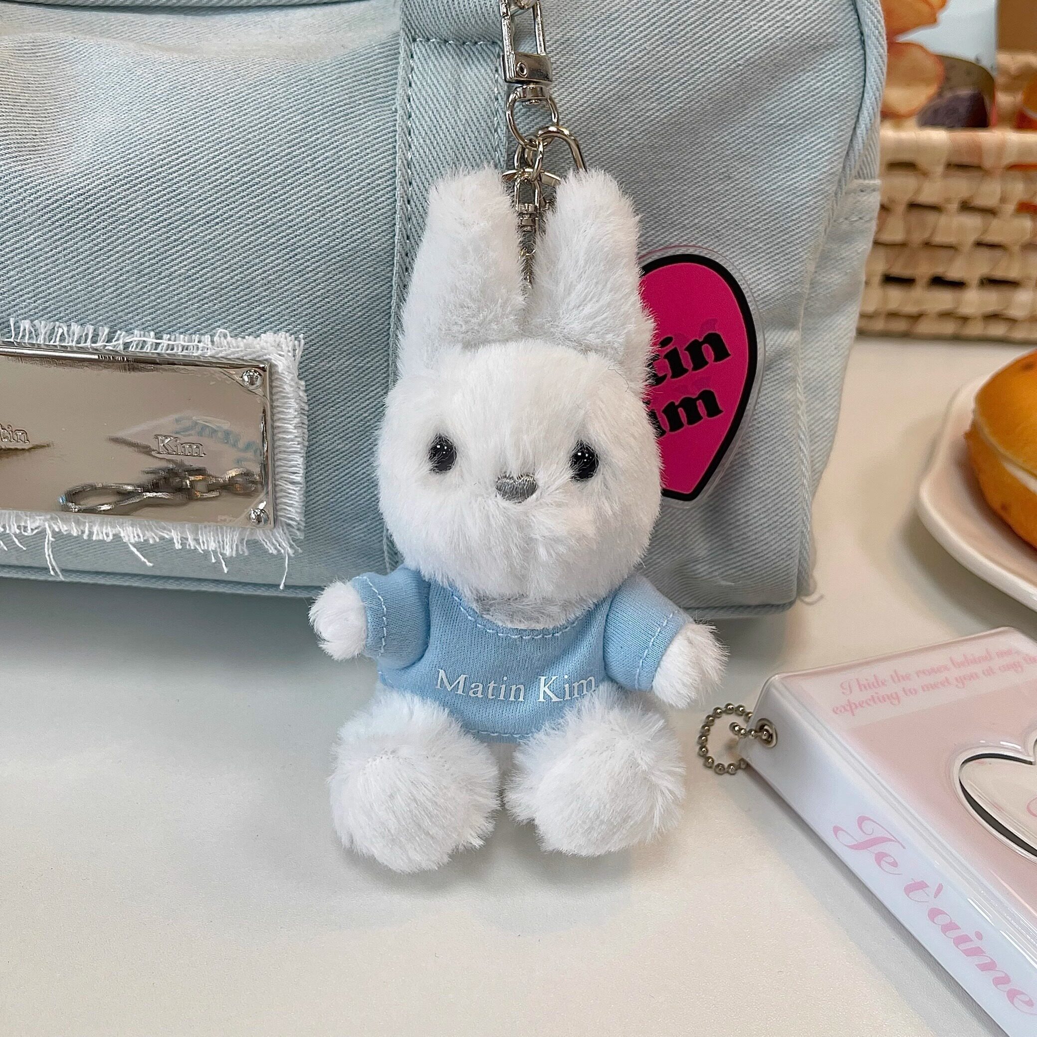 REOY STUDIO定制可爱毛绒白色兔子挂饰公仔爱心钥匙扣包挂件配饰