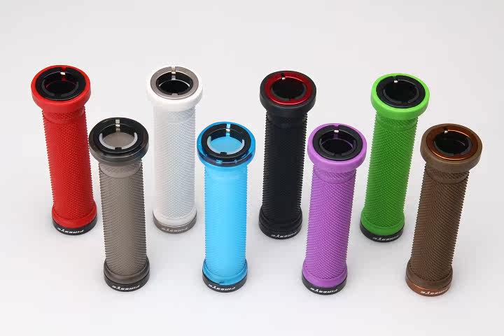 Poignées de vélo - Ref 2355550 Image 1