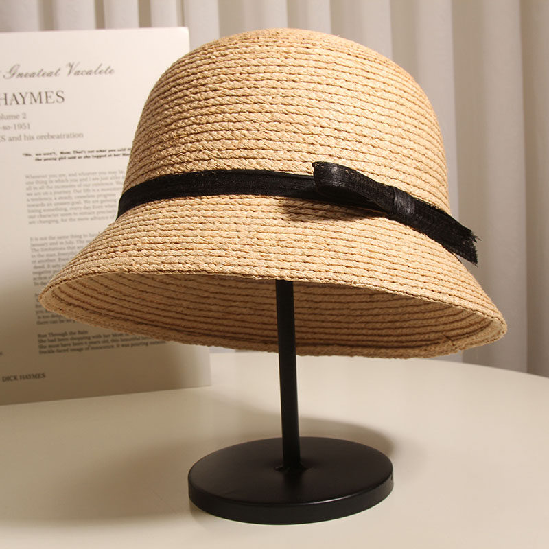 夏季新款进口拉菲草圆顶草帽子女轻奢真丝麻赫本礼帽防晒度假盆帽