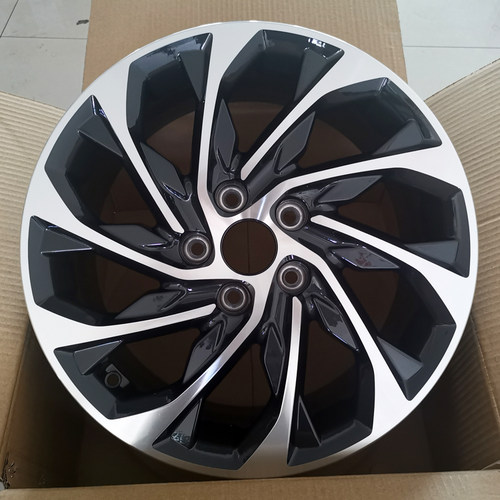 17寸现代新领动钢圈轮毂