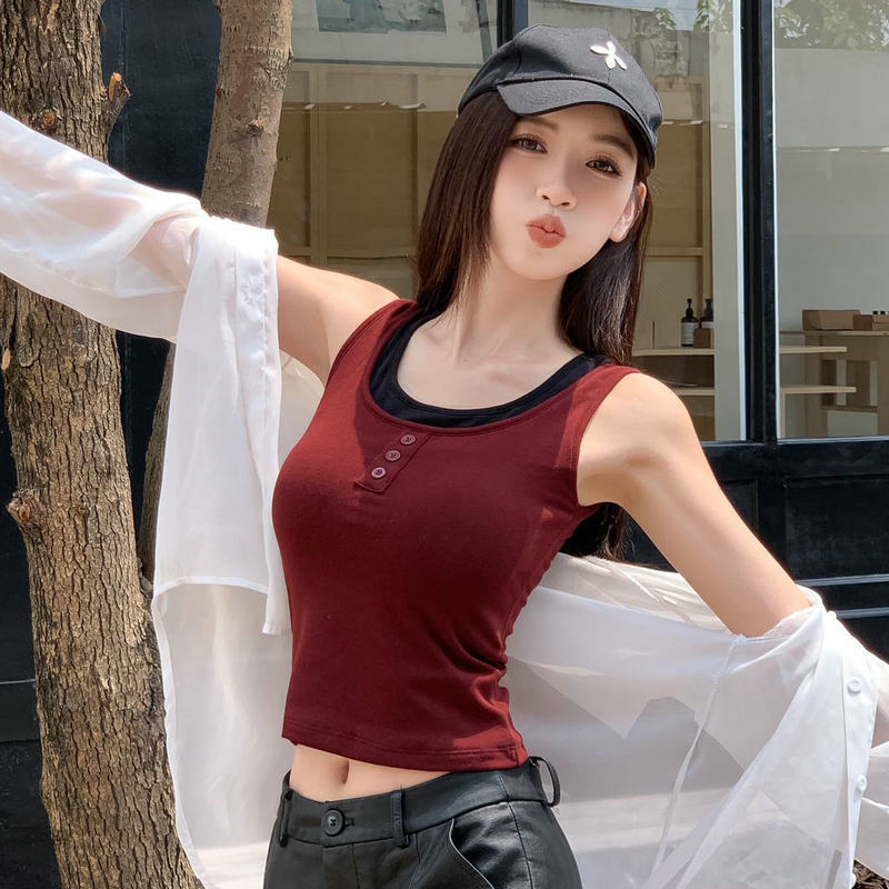 新款纽扣背心带胸垫女假两件磨毛可外穿保暖美背带胸垫背心内衣