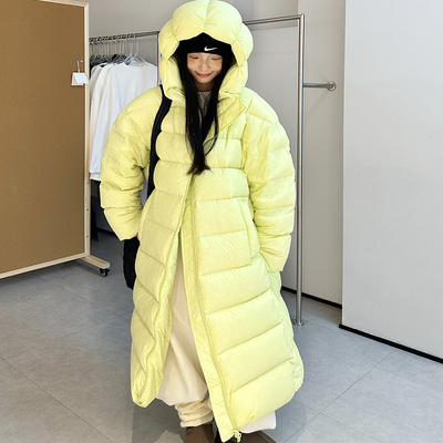 95白鸭绒超轻无胆羽绒服