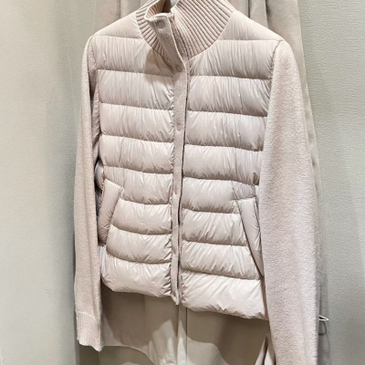 米鹿轻薄羽绒服女款冬季新款立领毛衣拼接轻便排骨白鸭绒内胆外套