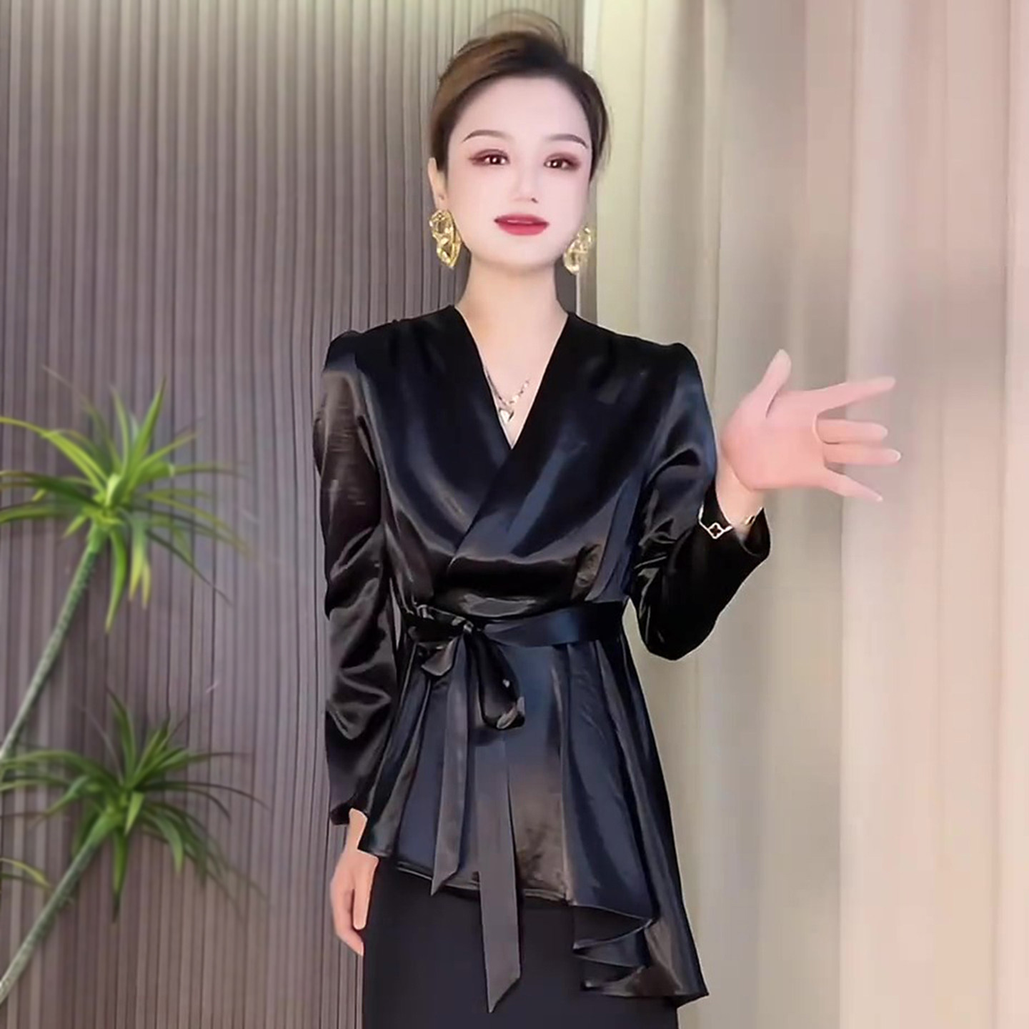 轻熟风修身收腰系带缎面小衫女长袖衬衫上衣纯色不规则打底衫内搭
