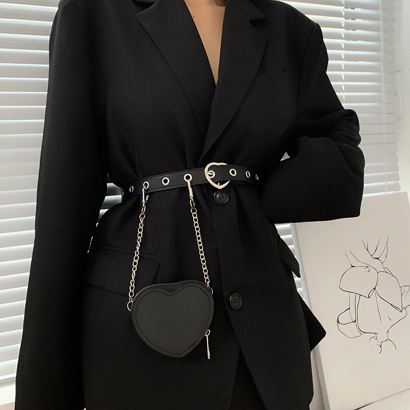 腰带女夏季 新款黑色爱心腰包学生韩国网红时尚潮免打孔ins风皮带