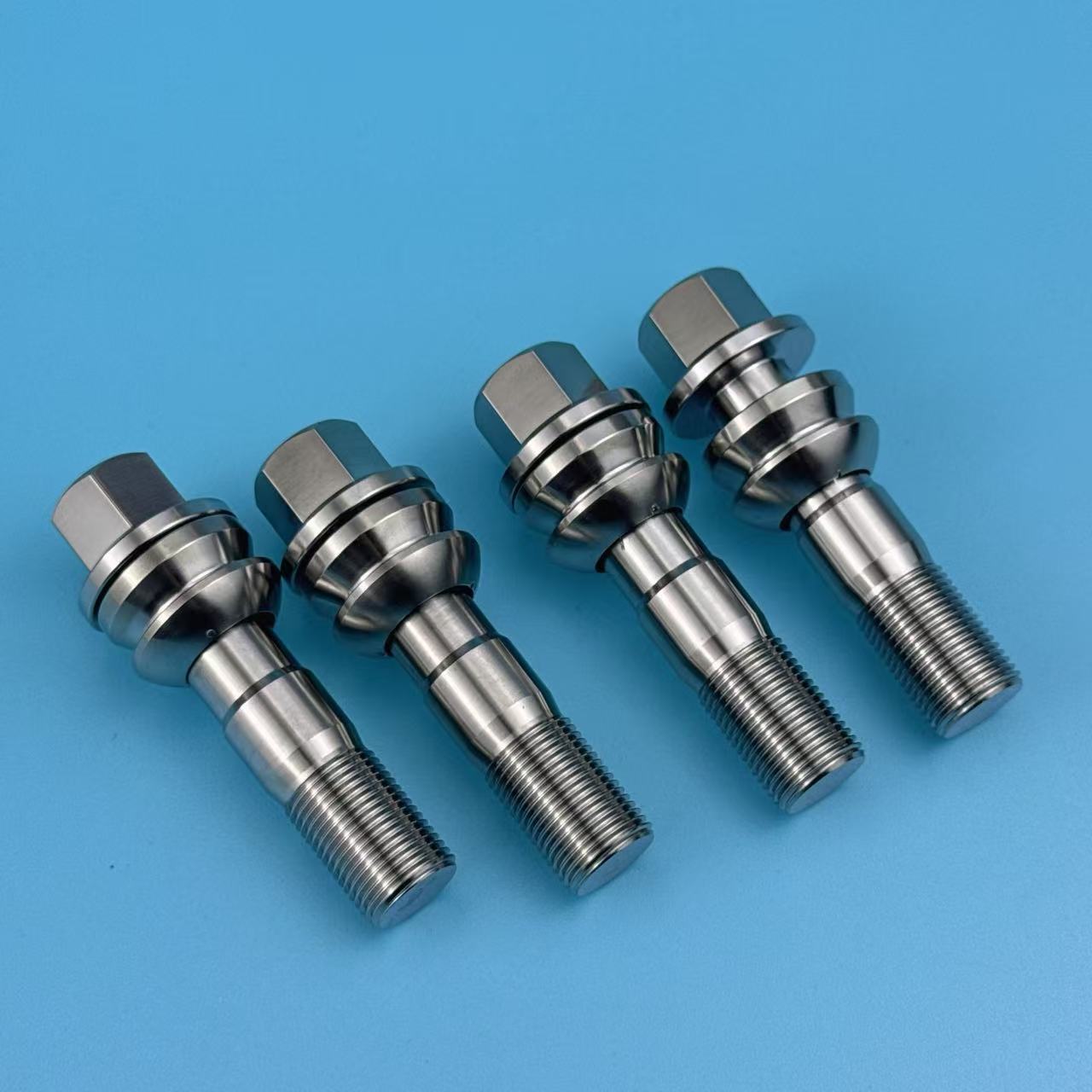 新款奔驰GLE450GLS450轮胎螺丝