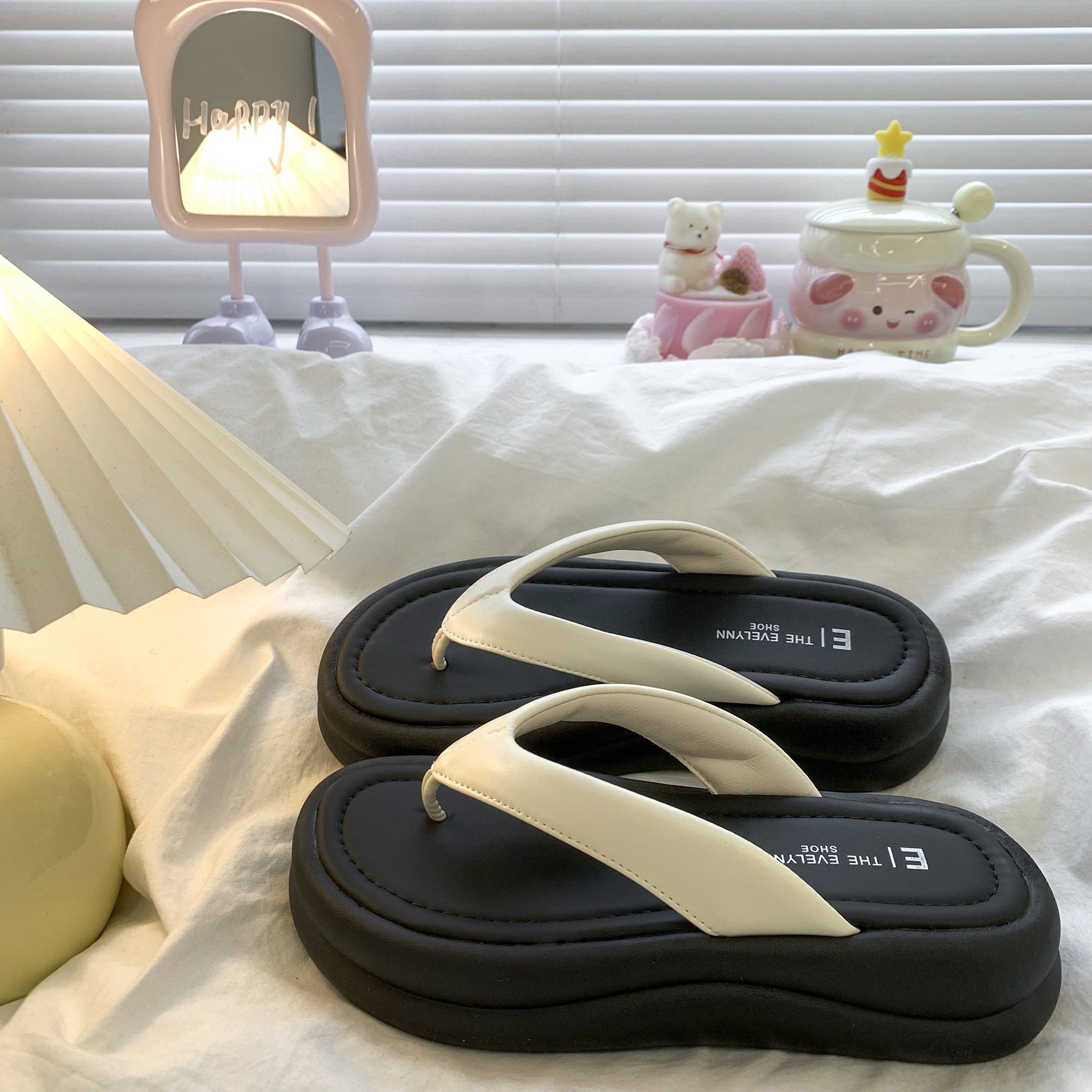 2025新款松糕厚底增高夹脚人字拖鞋女夏外穿高级感凉鞋休闲凉拖鞋