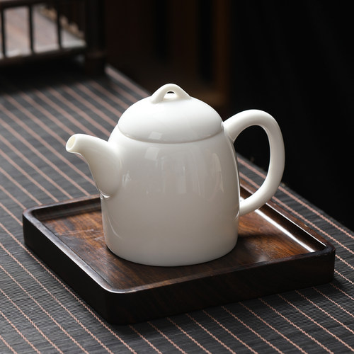 出水会鸣叫的白瓷茶壶自带过滤