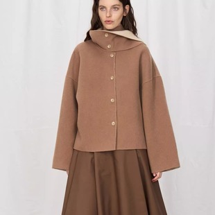 PIECE MIND驼色羊毛双面呢高级感短款围巾领外套