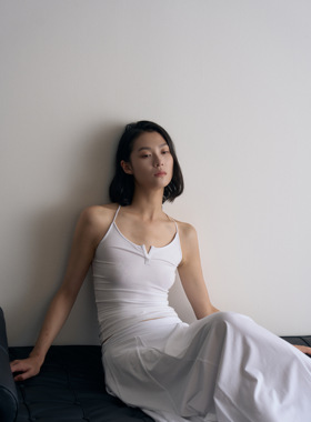 PIECE MIND针织V领吊带背心