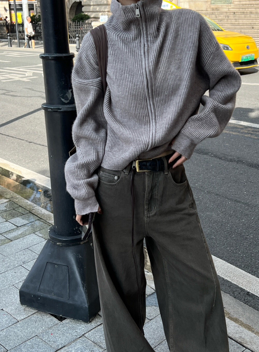 【UMA SONG】韩风时尚百搭高领翻领拉链针织开衫毛衣  T90018