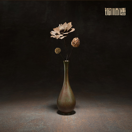 铜师傅《雅致花瓶》铜摆件