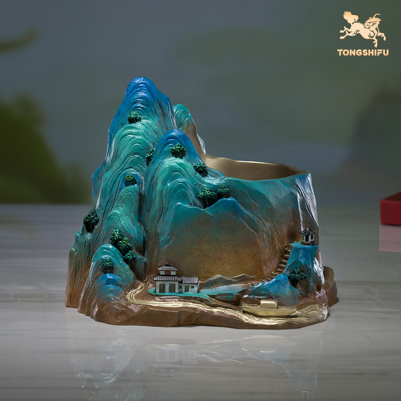 铜师傅《千里江山笔筒》铜摆件