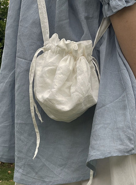 the tree 树 日系亚麻小布包抽绳系带花边百搭可爱小圆包