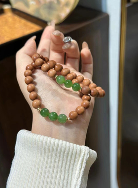 新疆直发包邮天然和田玉碧玉手串手链圆珠8搭配老山檀单圈带证书