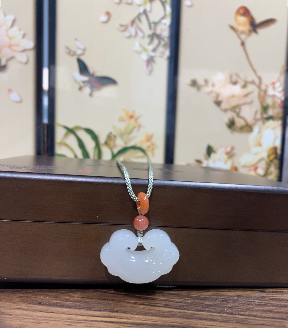 新疆直发正品和田玉羊脂白玉如意锁吊坠老坑料祥云锁挂件天然玉石,珠宝/钻石/翡翠,颈饰,淘宝优惠券,粉丝福利购,淘宝优惠卷