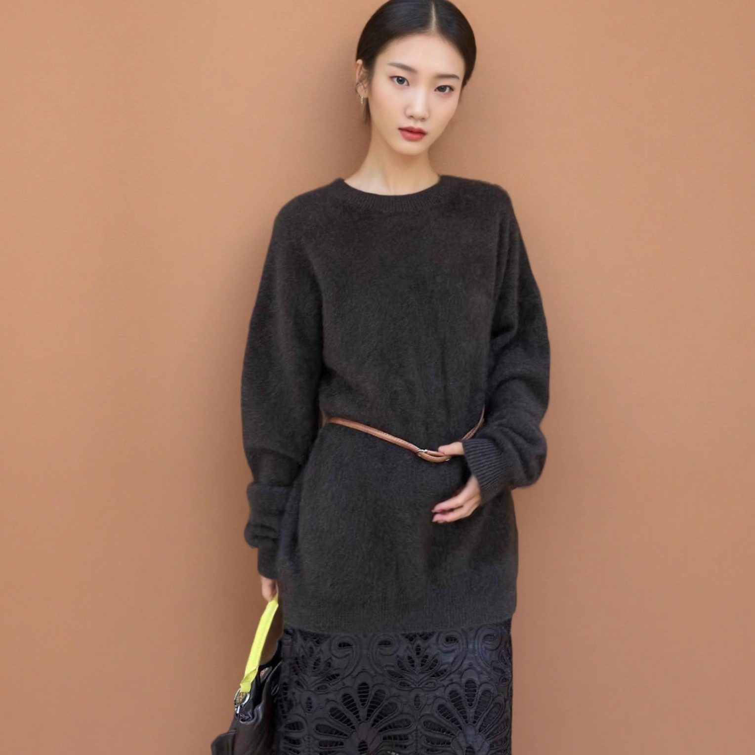 实体商场宽松大码高端欧货 牦牛绒软糯舒服保暖圆领毛针织衫