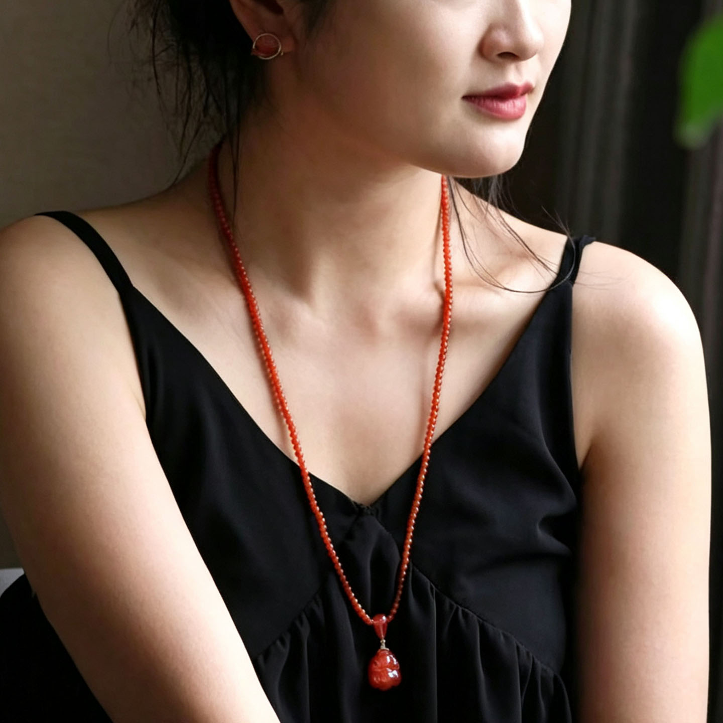 高级南红玛瑙小米珠项链女长款挂链玉佛黄金吊坠配链颈链送礼妈妈