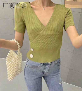 简约ins冰丝短袖芥末抹茶绿牛油果绿深V领针织衫修身显胸打底上衣