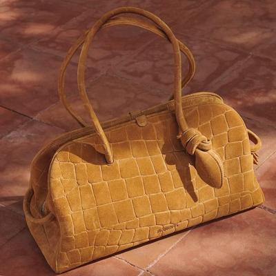 2025秋冬新款法国小众jacquemus鳄鱼纹头层牛皮手提保龄球包包女