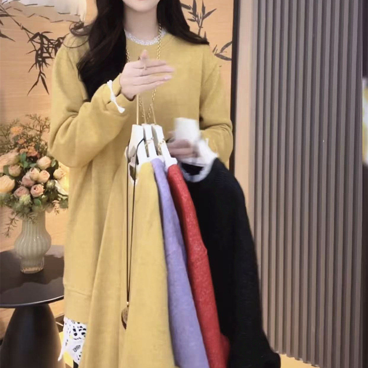 蕾丝拼接假两件宽松大码针织衫