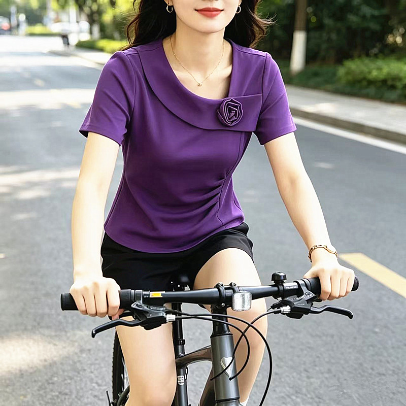 夏季缎面花朵收腰显瘦短袖T恤女