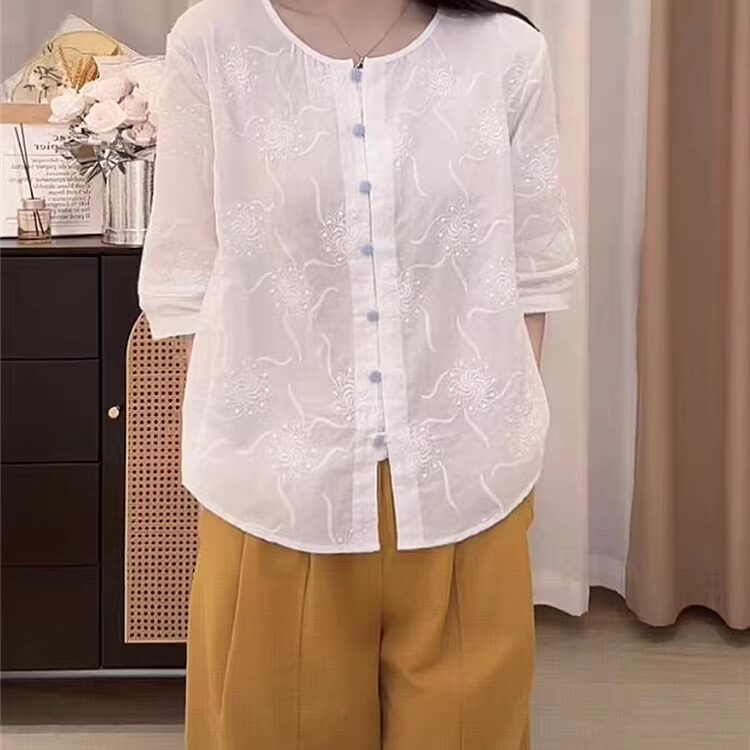全纯棉绣花夏百搭大码胖mm白色七分袖衬衫上衣设计感孕刺绣薄款