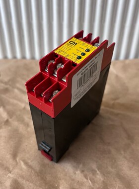 1x MC-Manufactory SAFE 1 45037 Sicherheitsrelais, 3S + 1?, 2