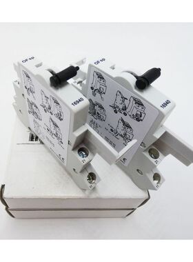 2x Schneider Electric 16940 16 940 OFsp Hilfsschalter -unuse