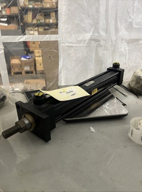 PARKER CYLINDER 2.00CJ2HLTVS23MC/16.14