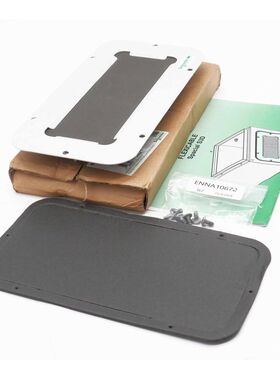 Schneider Electric Spacial NSYTLCME S3D 245x130 Flanschplatt