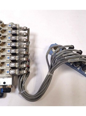 SMC MANIFOLD w/ 8 SYJ512R -5LOU-M5-Q 0.15~0.7 MPa VAES TES