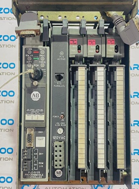 RACK COMPLET 1771A1B AVEC 1785LT2A 1771P4S 1771IFEC CHSSIS I