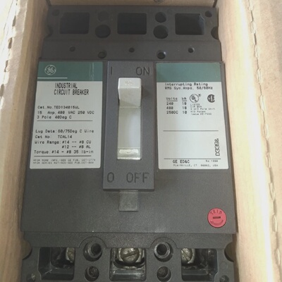 GE General Electric TED134015WL Disjoncteur Industriel 15A 3