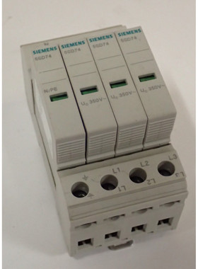 SIEMENS 5SD7428-0 TYPE 2 SURGE ARRESTOR 4 POLE - 5SD7428-0 U