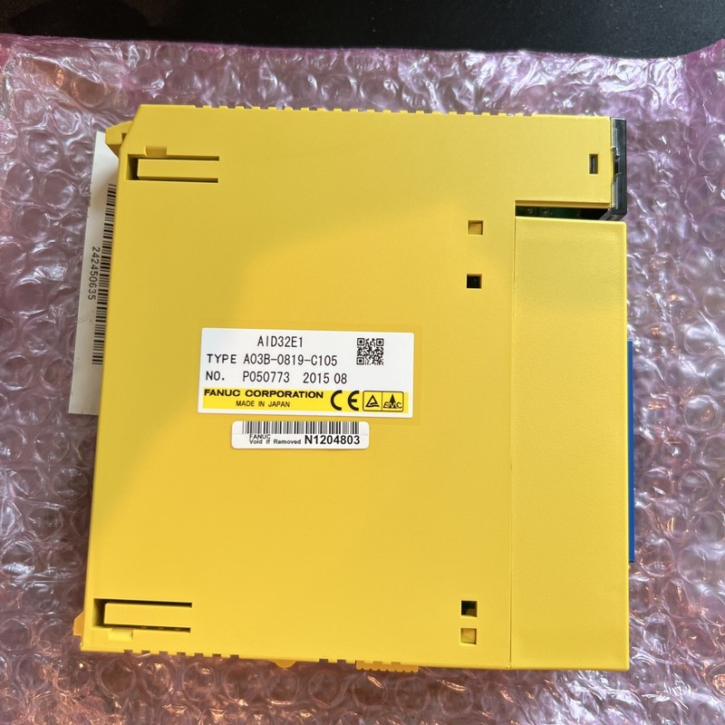 Fanuc A03B-0819-C105 I/O 模块。 破损
