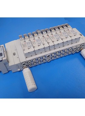 SMC DEVICENET SQ EX122-SDN1 24Vdc w/ 5 - SY5245-FU-Q/ 2- SY5