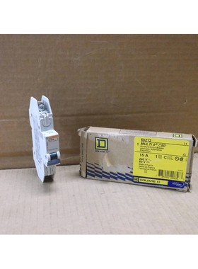 60212 Square D Neuf Multi9-C60 MCB 15A 1P Courbe C Disjoncte