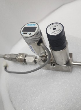 Lam 839-078205-001 带 Tescom 12-1J11AAED-072, Brooks GIDX2C7