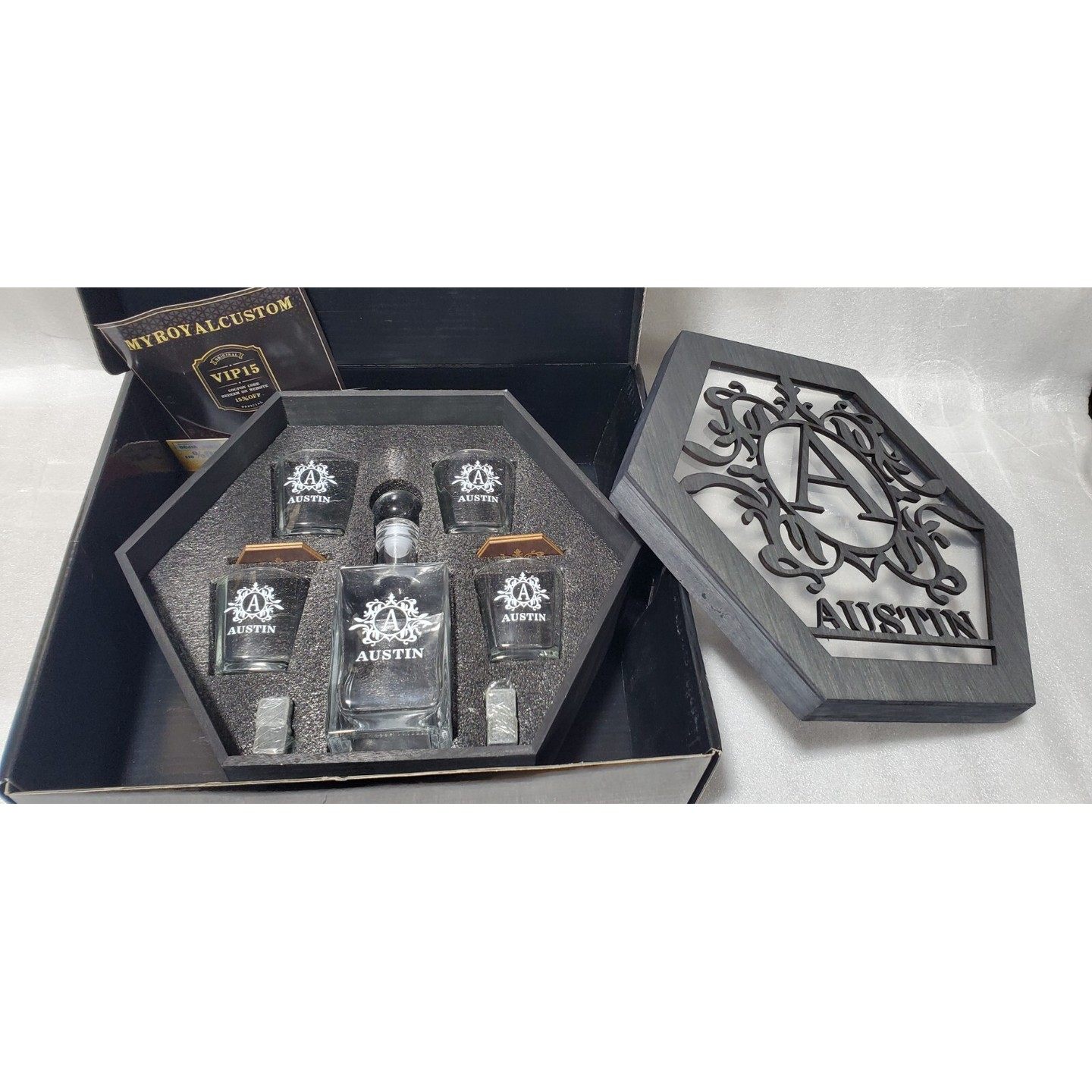 Austin My Royal 定制 5 件醒酒器套装带盒醒酒器和 (4) 眼镜!,电子元器件市场,PCB电路板/印刷线路板,淘宝优惠券,粉丝福利购,淘宝优惠卷