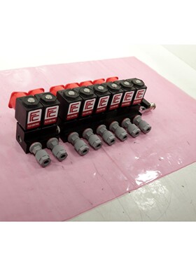 KORNIT 数字 FLO 控制 8x 619000/483 歧管电磁阀 24VCD