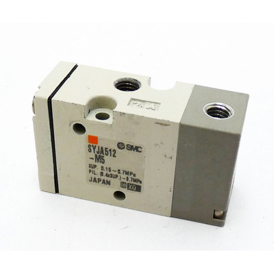 SMC SYJA512-M5 Pneumatisch bet?tigtes Ventil -used-