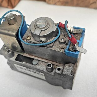 Vanne Gaz Honeywell VR8605C 1017 - Combinaison DSI/HSI Chaud