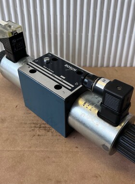 1x Bosch Rexroth 081WV10P1N101WS024/00B0 0810001424 Hydrauli
