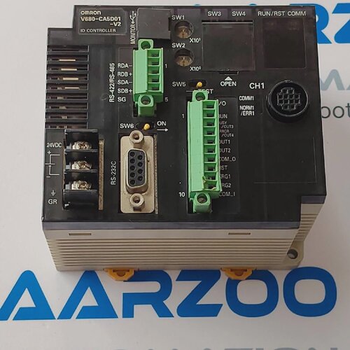 1Pc OMRON V680CA5D01V2 ID CONTROLLER 24VDC Con Display A LED