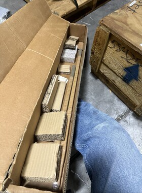 GROB 线性轴承和导轨组件 KSF15-K-1-836-1-2-04-4-001